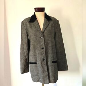 VIA MODA VINTAGE Gray Blazer with Notched Lapels and Tailored Style